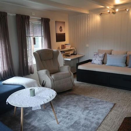 Lillehuset Villa Kabelvåg Eksteriør billede